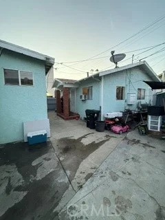 1457 W 25th photo 5