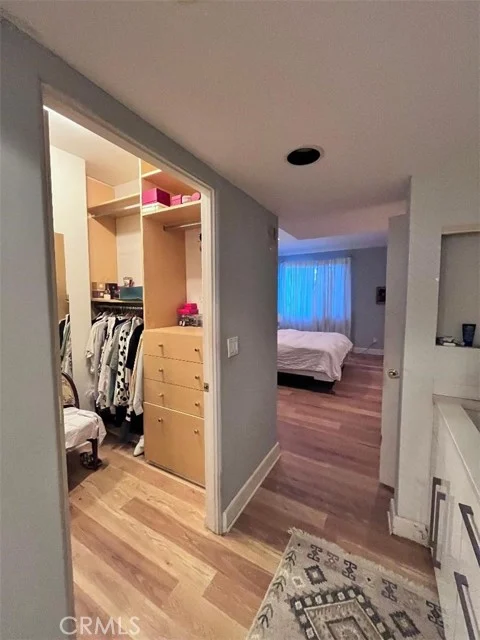 390 S Sepulveda Boulevard #208, Los Angeles