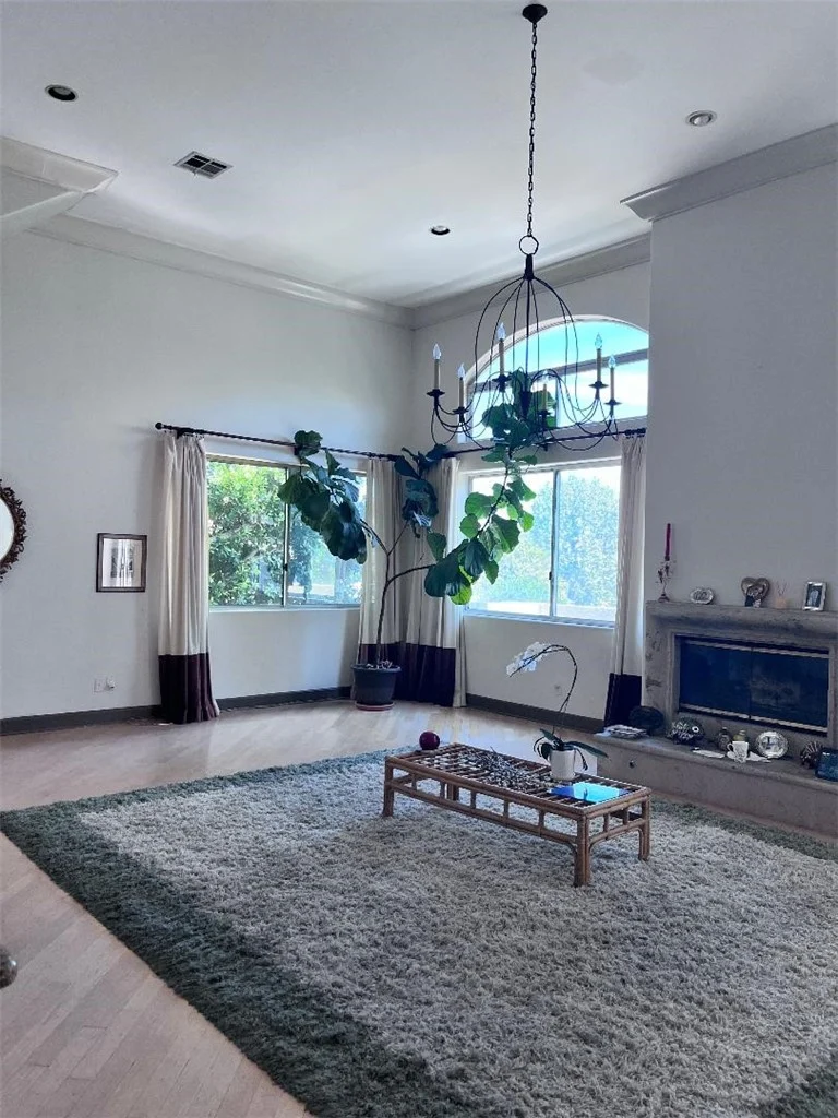 390 S Sepulveda Boulevard #208 photo 3