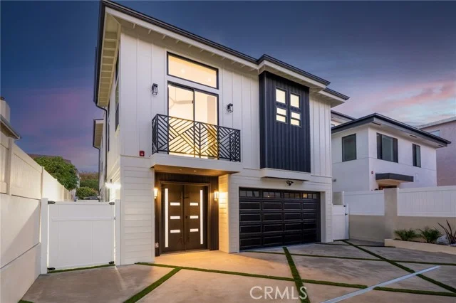 110 S Irena Avenue #B, Redondo Beach