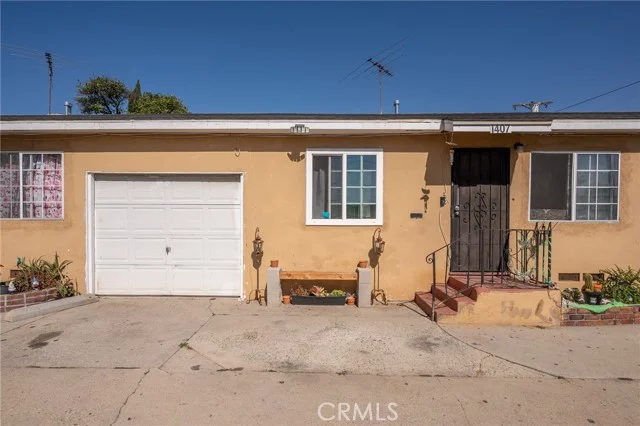 1405 Lagoon Avenue photo 3