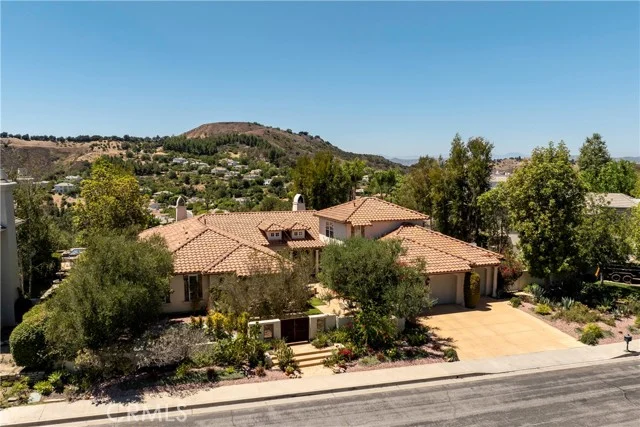 3315 Via Verde Court photo 3