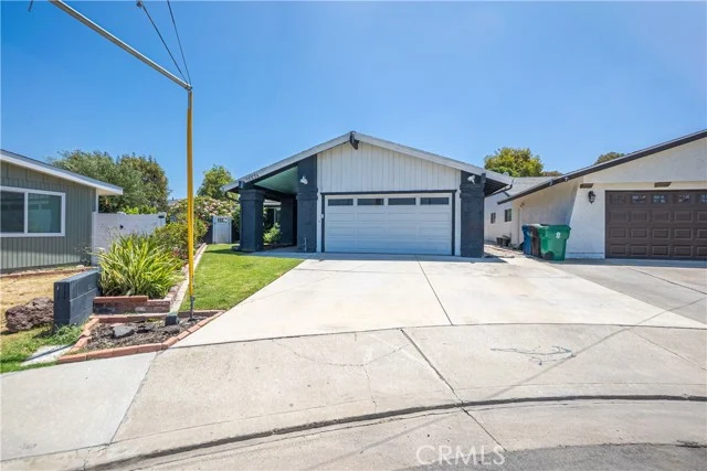 15634 Wharff, Lawndale