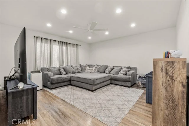 15634 Wharff photo 5