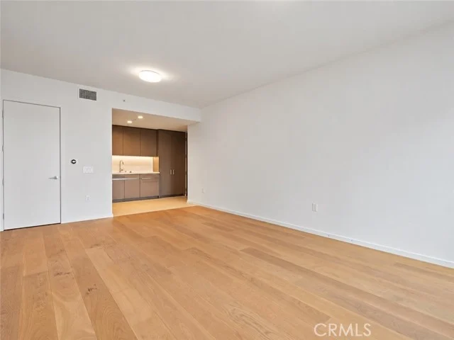 889 Francisco Street #2910 photo 5