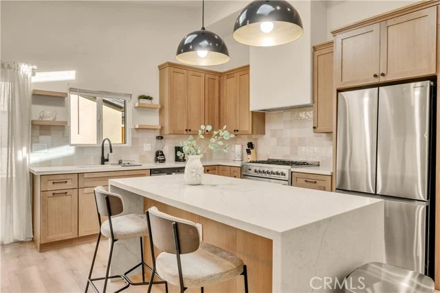 15331 Lemay Street photo 2