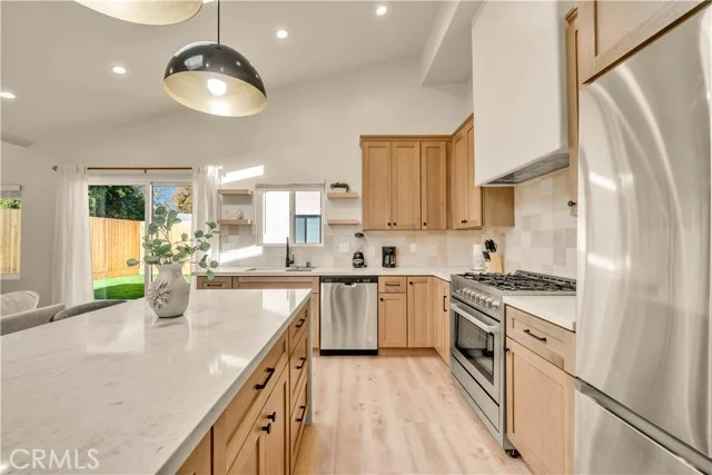 15331 Lemay Street photo 5