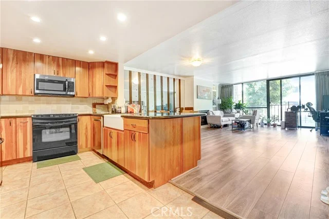 10966 Rochester Avenue #1B photo 5