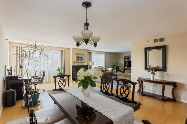 726 Elm Avenue #404, Long Beach