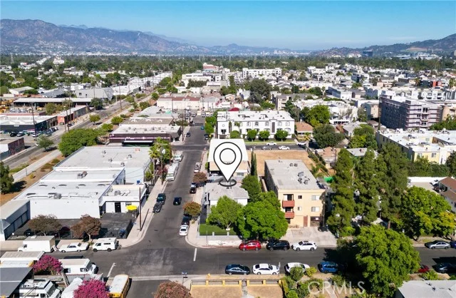 5334 Cleon Avenue photo 4