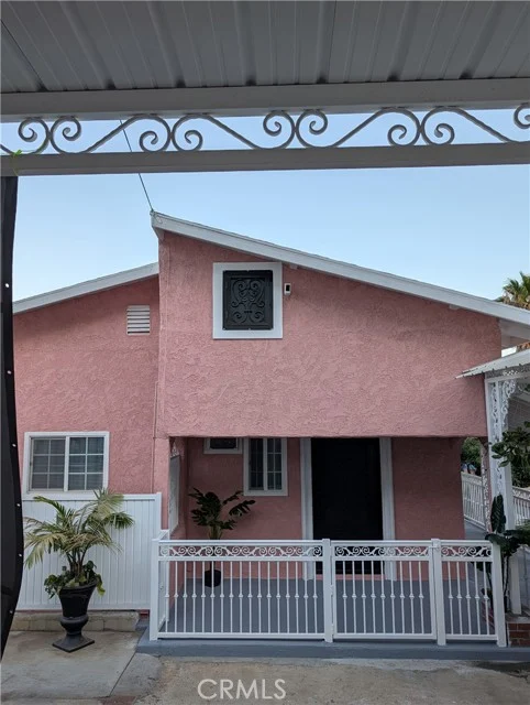 1074 N Bonnie Beach Place photo 2