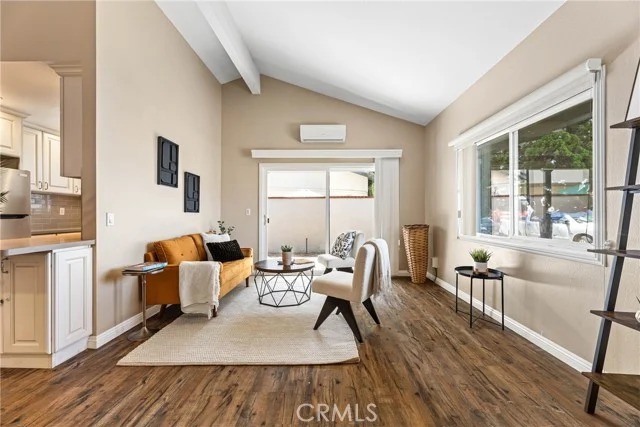 23520 Western #A photo 4