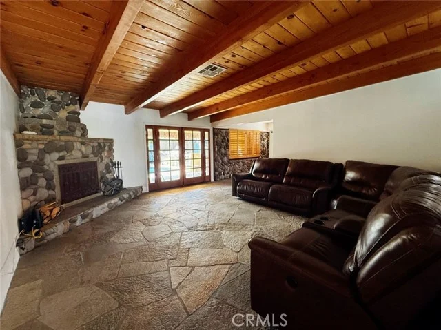 7029 Bellaire photo 2