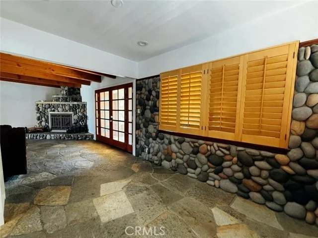 7029 Bellaire photo 3