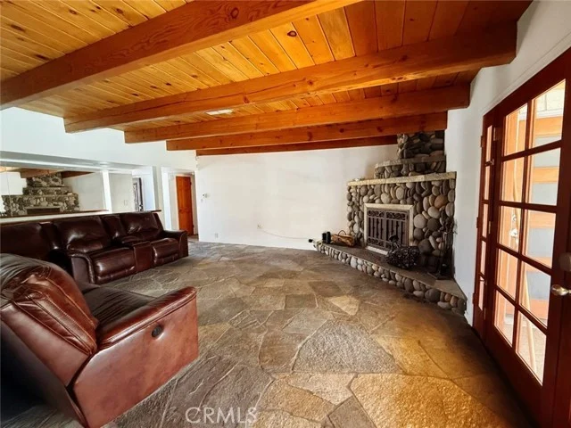 7029 Bellaire photo 4