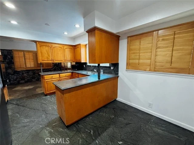 7029 Bellaire photo 5