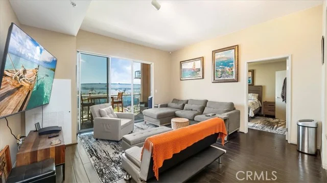 488 E Ocean #708 photo 4