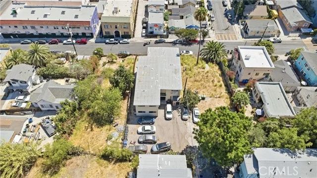 1217 W W Court photo 5