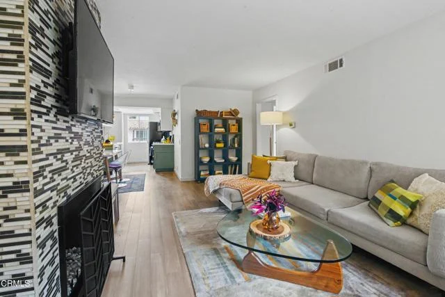 10960 Bluffside #102 photo 2