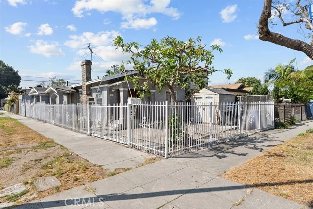 1500 W 59th Place, Los Angeles