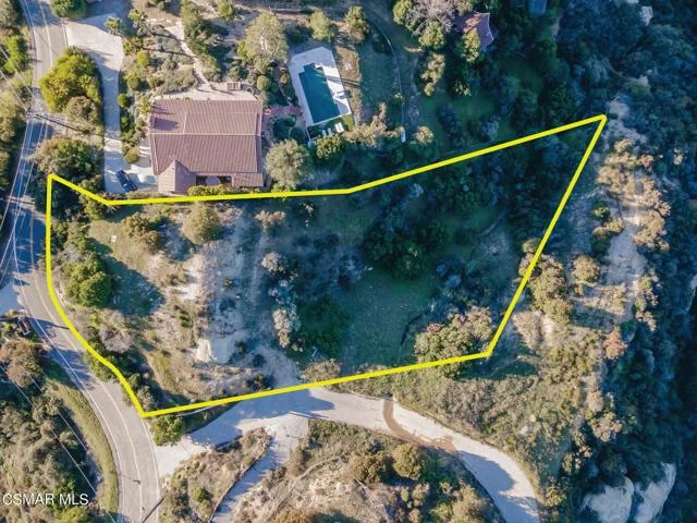 23118 Saddle Peak Road photo 3