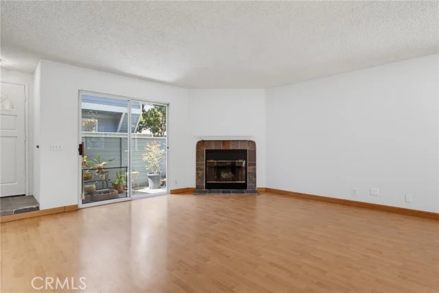26119 Frampton #F photo 5