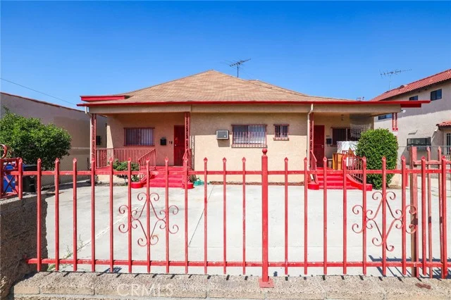 2325 Johnston Street photo 4