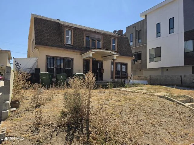 650 N Normandie Avenue photo 3