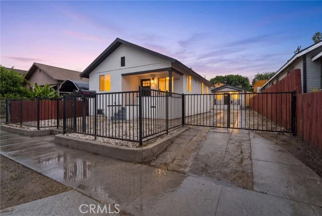 3818 Crawford, Los Angeles