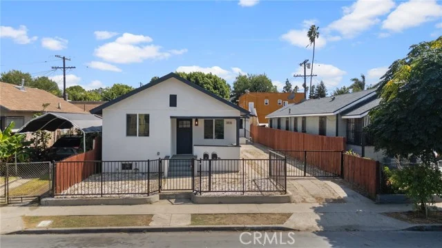 3818 Crawford photo 4