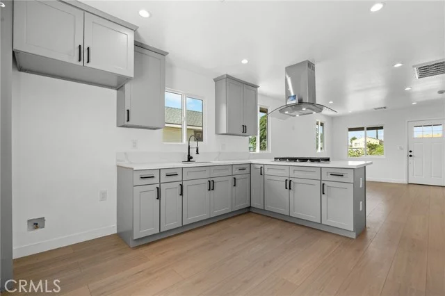 3818 Crawford photo 5