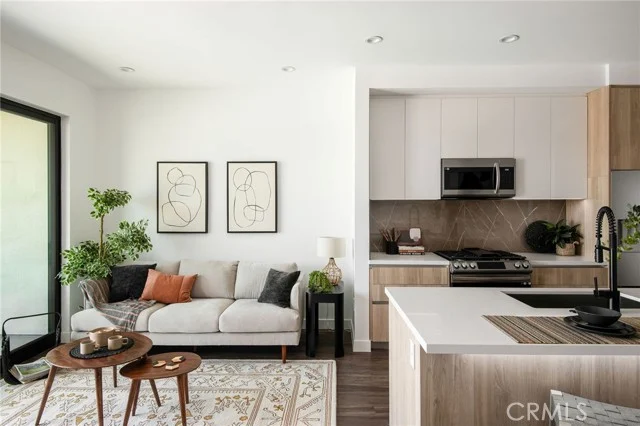 118 Astronaut Ellison S Onizuka Street #309 photo 2