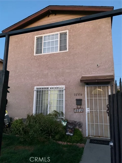 10316 S San Pedro Street, Los Angeles