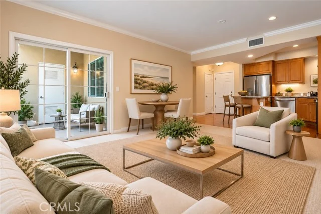 21345 Hawthorne #206 photo 2