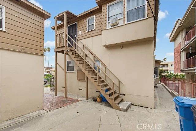 148 S Normandie Avenue photo 5