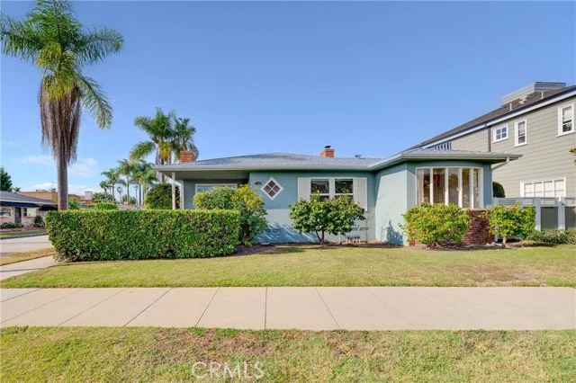 5320 E Broadway, Long Beach
