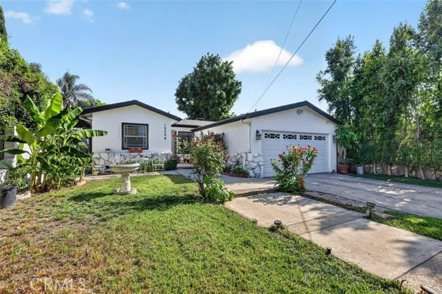 15354 Leadwell Street, Van Nuys