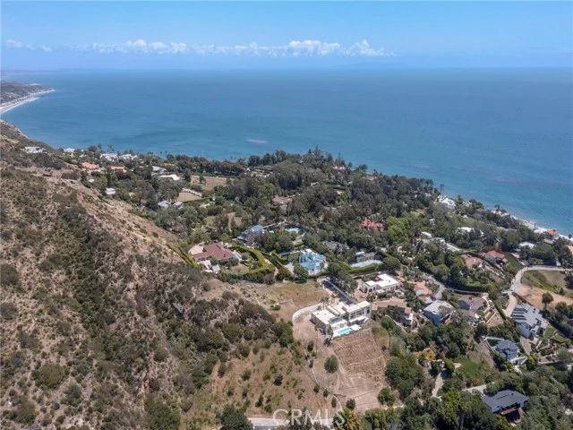 27061 Sea Vista Dr. photo 3