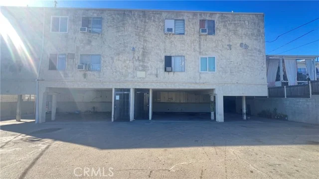 2614 Griffin Avenue photo 3