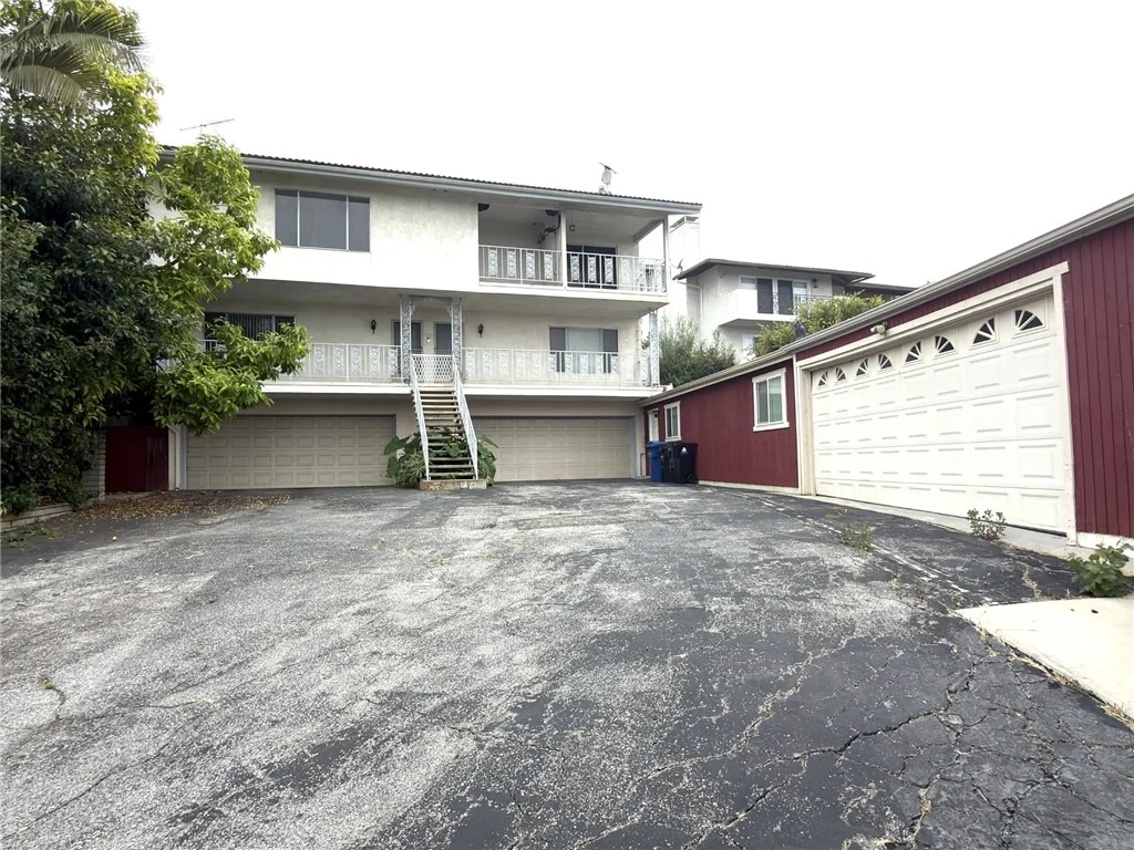 1510 S Western photo 2