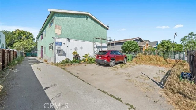 1362 E 20th Street, Los Angeles