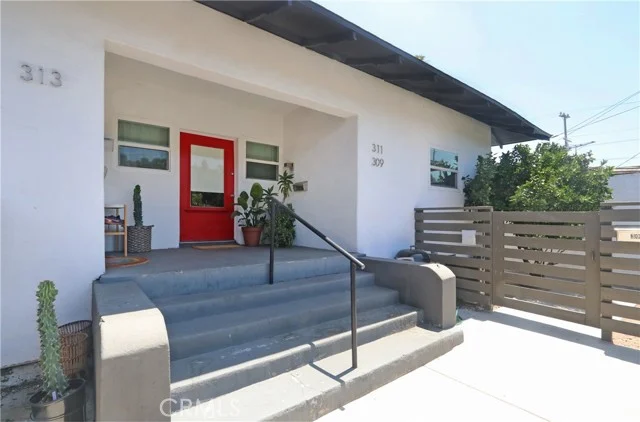 309 N Avenue 50 photo 3