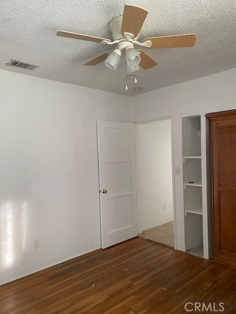 6550 Southside photo 3