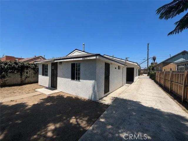 815 E 109th Street, Los Angeles