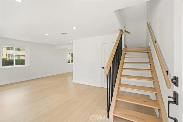 7010 Lennox Avenue photo 4