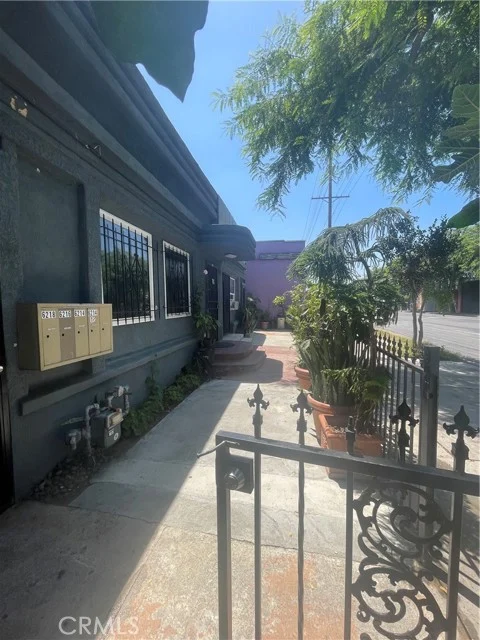 6214 S Western photo 5