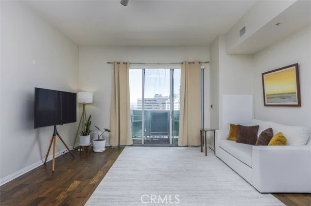 388 E Ocean Boulevard #1415 photo 5
