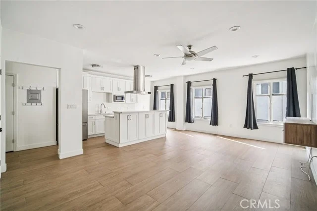 140 Linden #356 photo 2