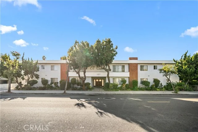 127 N Eucalyptus Avenue #4 photo 2