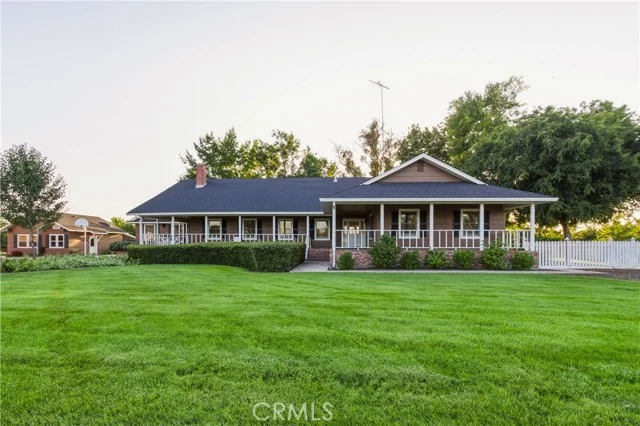 2591 Giannini Road photo 3